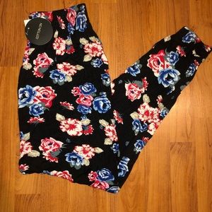✨NWT✨ Bahama Drapey Pant